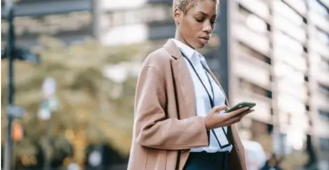 The Pros and Cons of Investment Apps