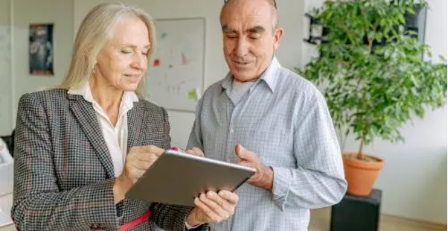 Why Financial Professionals Are Still Important