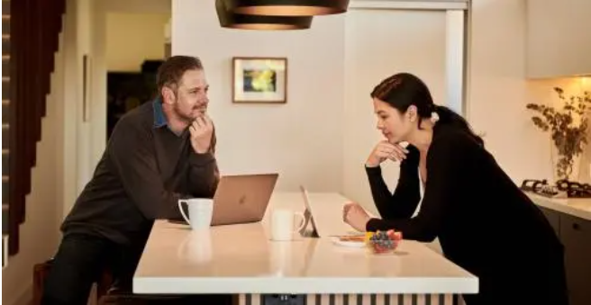 Family Business vs. Family Boundaries: Drawing the Line